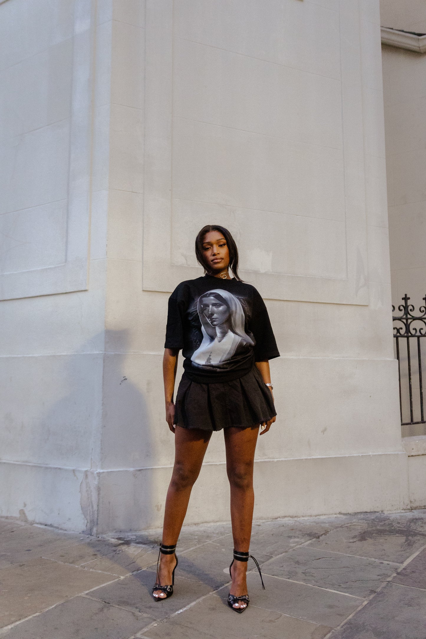 Black Mary Tee